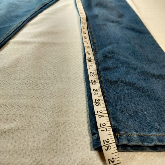 Boy's Levi's 514 Classic Straight Leg Medium Wash Blue Jeans Size 18 (29"x31") - Picture 4 of 7